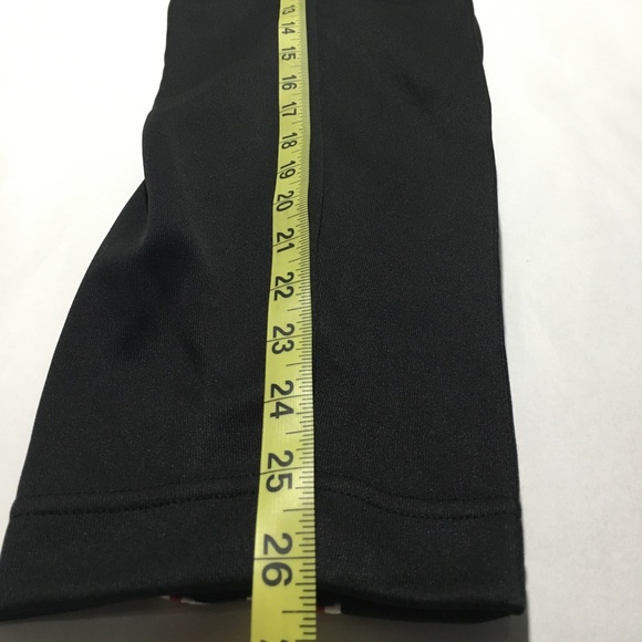 Nike NSW Taped Sides Cropped Pants 🔥🔥 - Picture 4 of 8